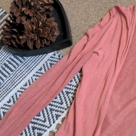 🌼Small Thin Pink Cardigan - Cover Up🌼 - Picture 4 of 6